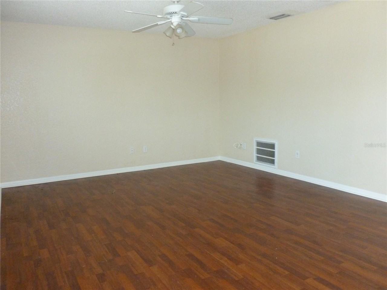 5330 Springwood Rd - Photo 6 of 21