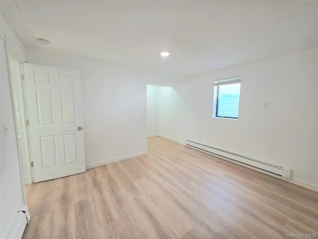 42 Carlton Ave - Photo 5 of 7