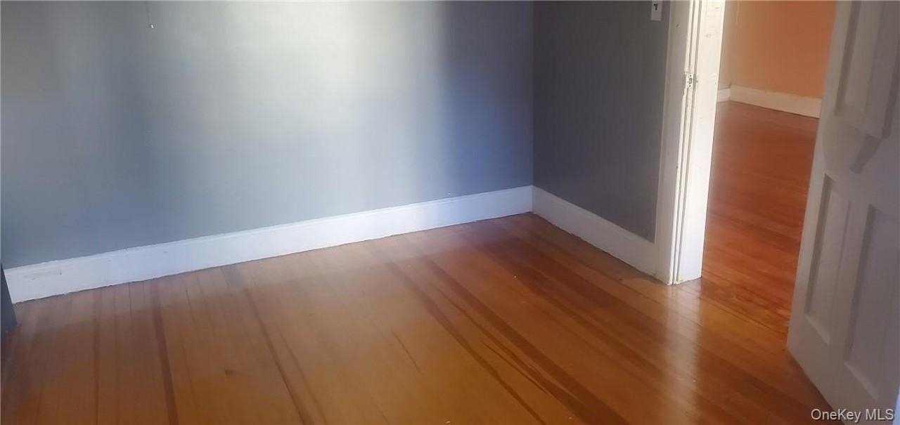 31 Thurman St #1stFL - Photo 4 of 13