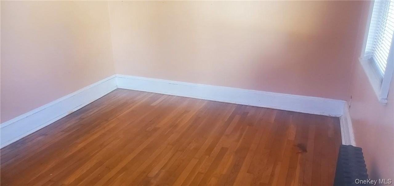 31 Thurman St #1stFL - Photo 6 of 13