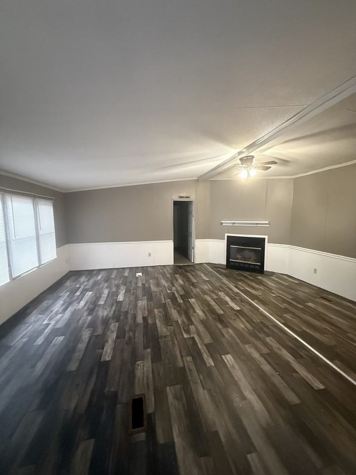 110 Elizabeth Ct #1 - Photo 4 of 7