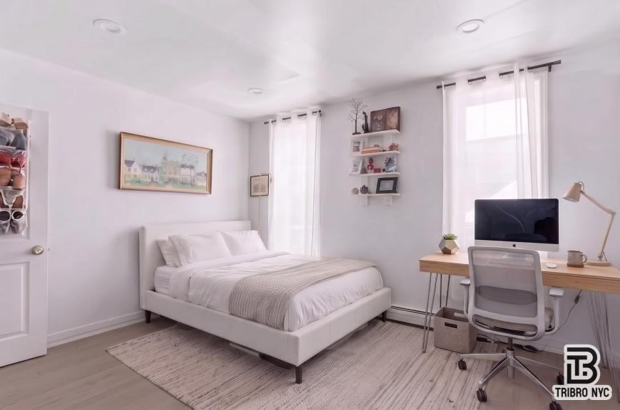 126 Hall St - Photo 7 of 10