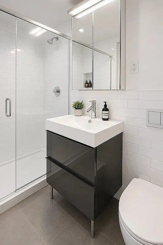 86 Clinton St - Photo 4 of 5
