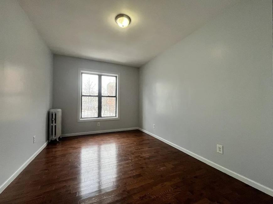 25 Vermilyea Ave - Photo 3 of 4