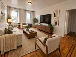 featured image of 1005 Walton Ave