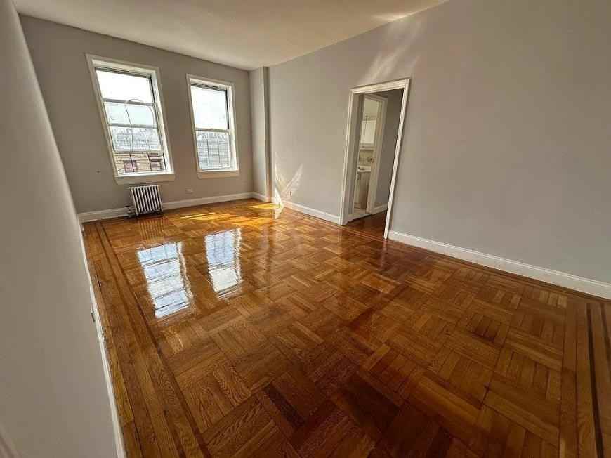 2330 Valentine Ave - Photo 2 of 4