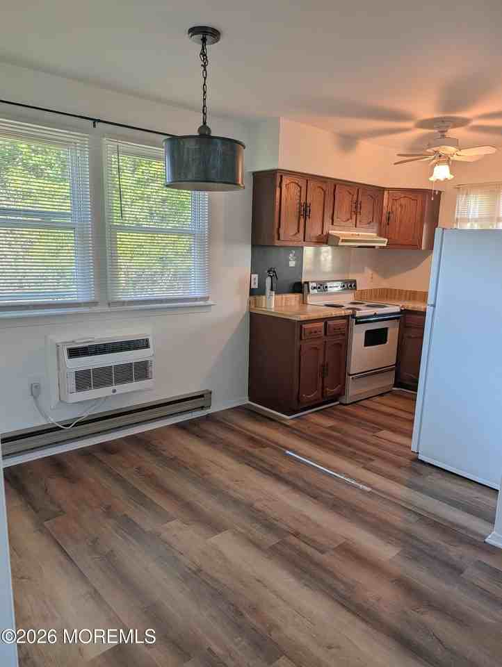 19B Spring St #50 - Photo 7 of 11