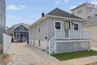 123 Franklin Ave - Photo 1 of 1
