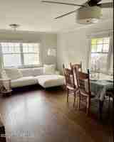 featured image of 331 W Sylvania Ave