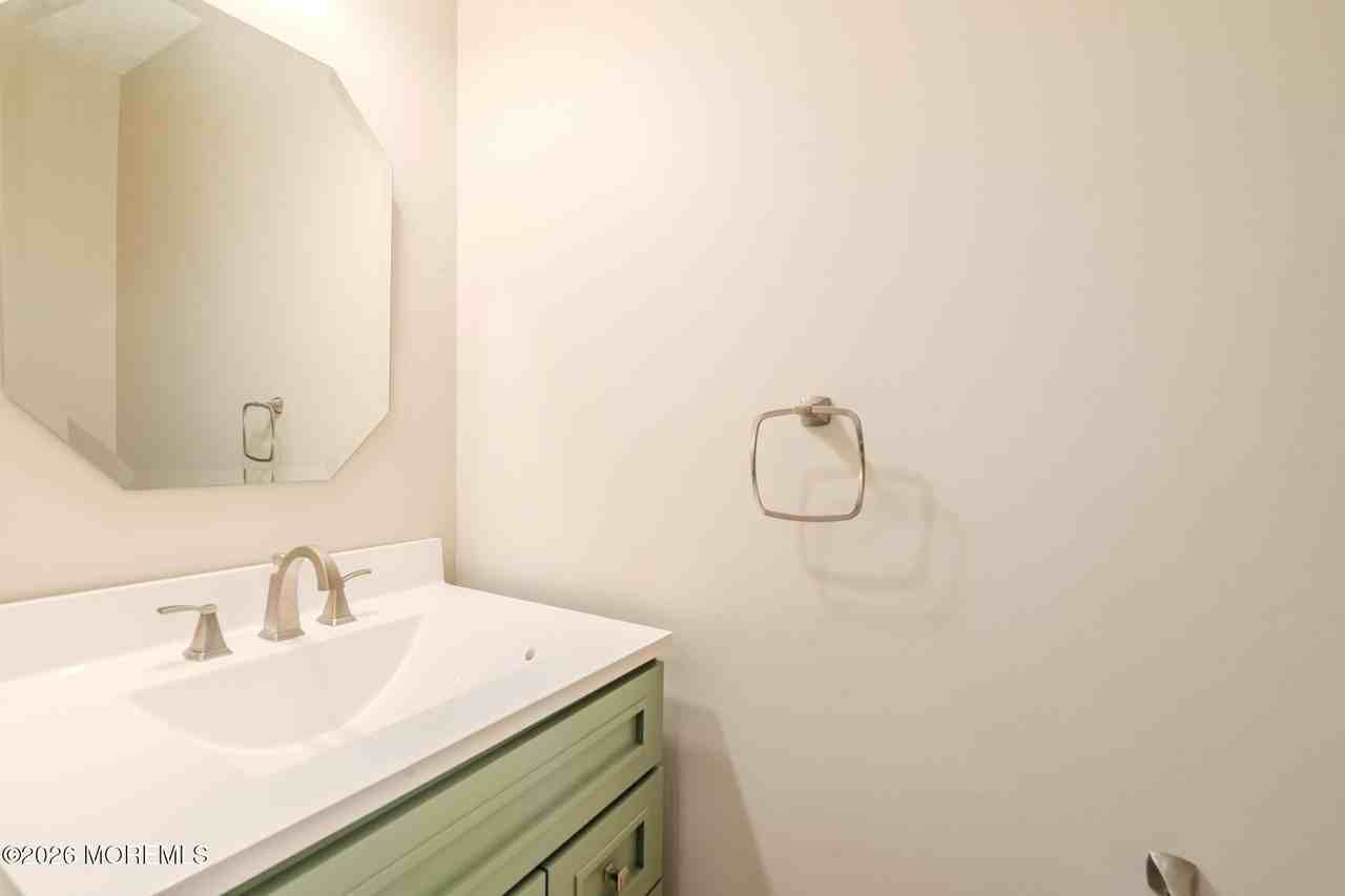 62 Secretariat Ct - Photo 3 of 32