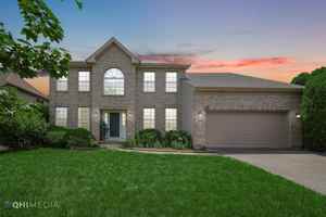 featured image of 3569 Charlemaine Dr