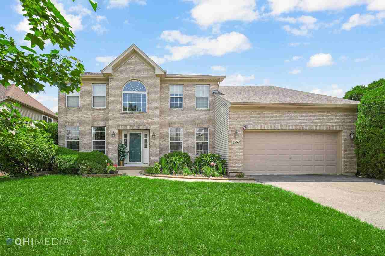 3569 Charlemaine Dr - Photo 2 of 30