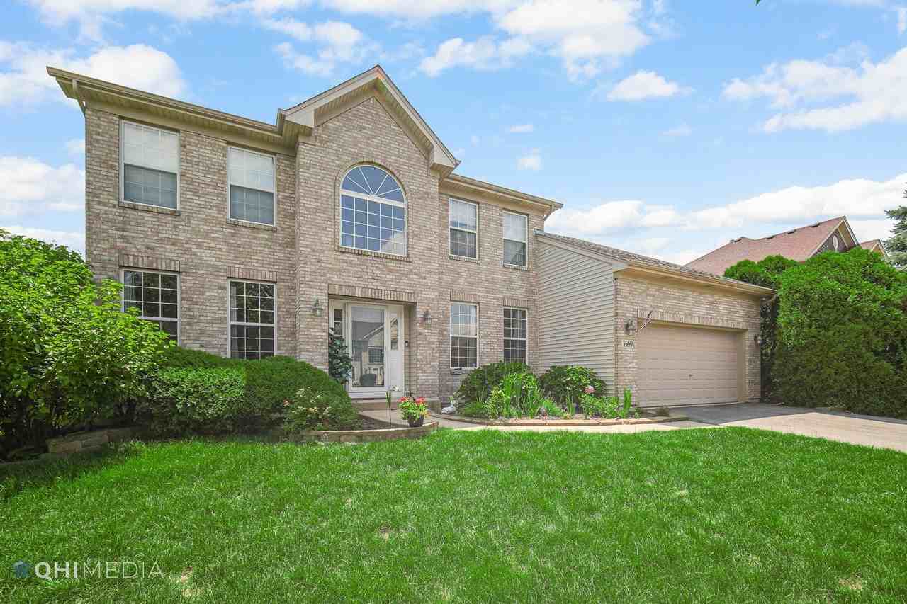 3569 Charlemaine Dr - Photo 3 of 30