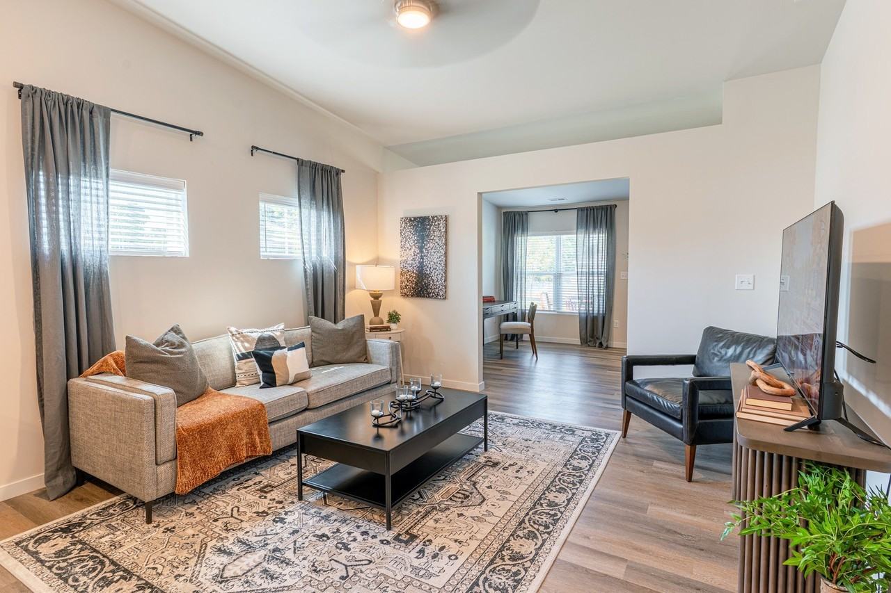 160 Spartan Cir #1 - Photo 3 of 23