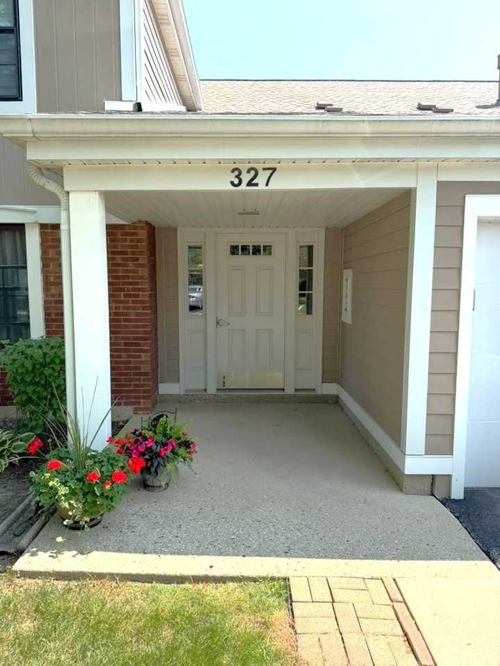 327 Wildberry Ct #D2 - Photo 2 of 19