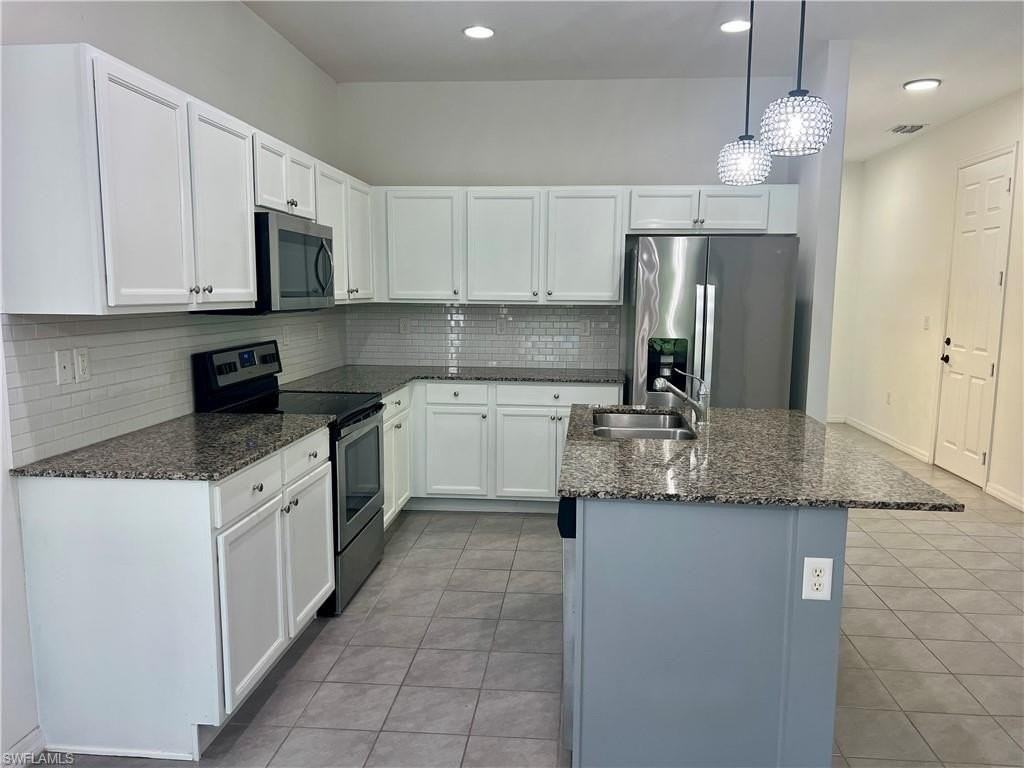 5507 Useppa Dr - Photo 4 of 26