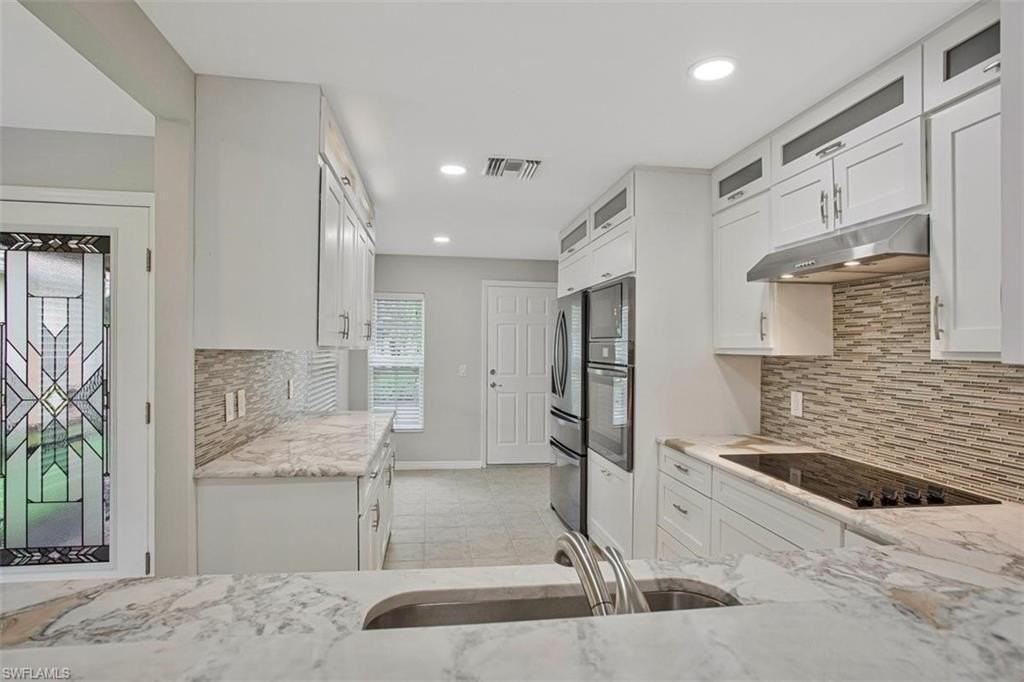 5784 Declaration Ct - Photo 6 of 43