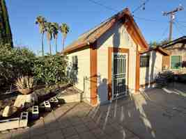 featured image of 5795 Kenwood Place - C Studio