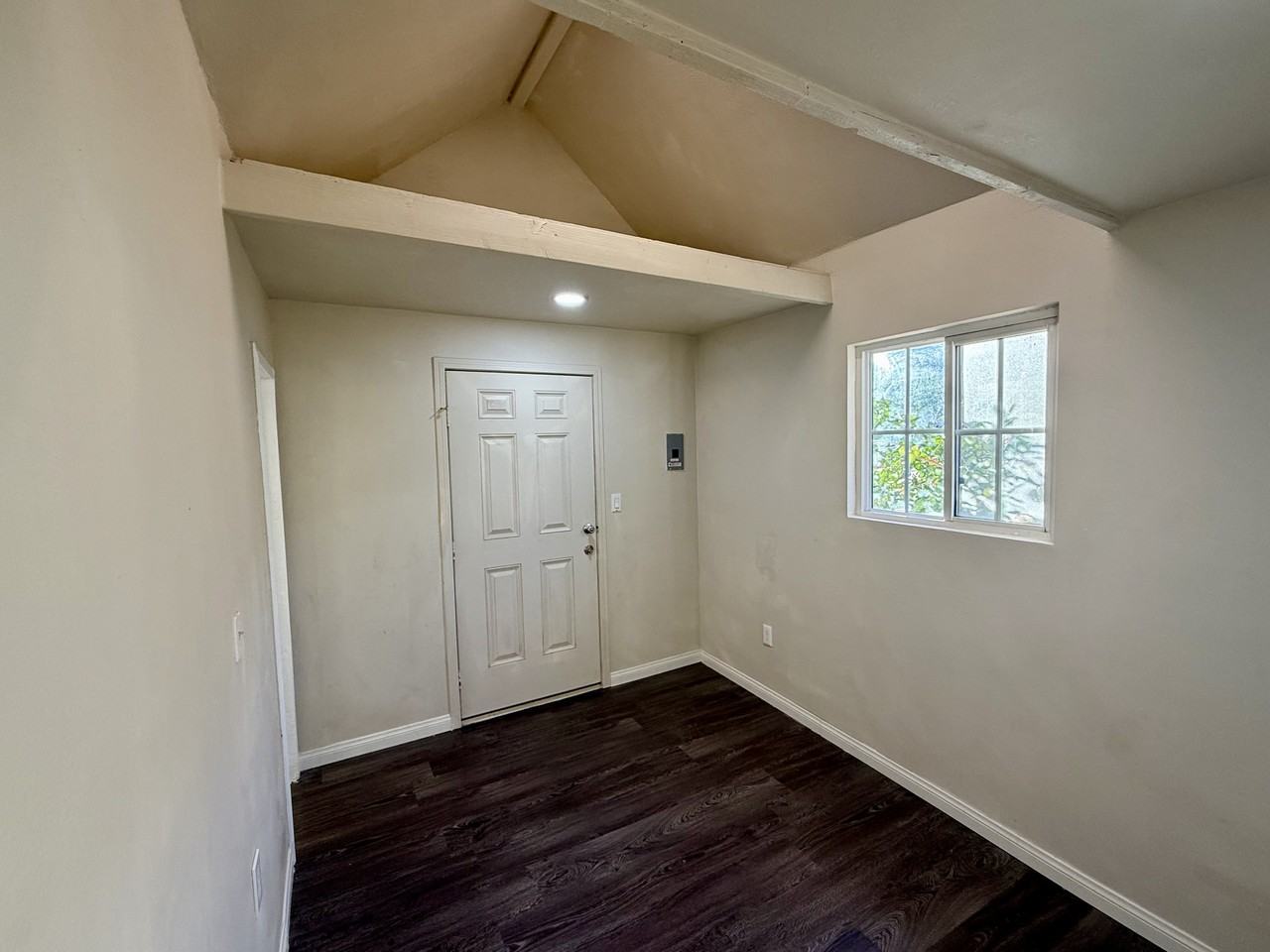5795 Kenwood Place - C Studio - Photo 7 of 11