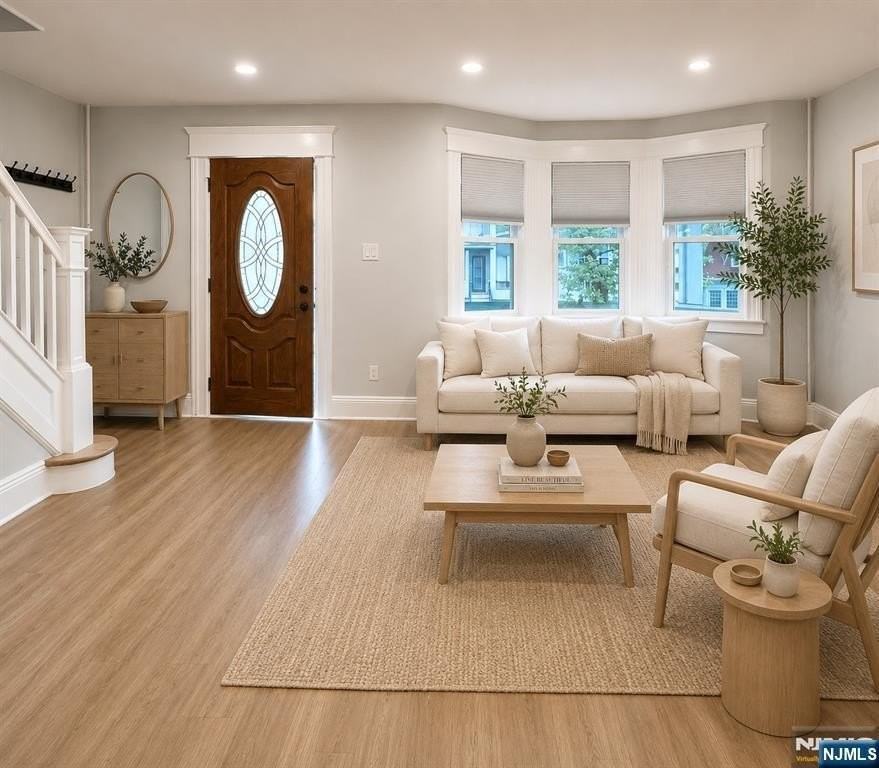 30 Knox Ave - Photo 2 of 16