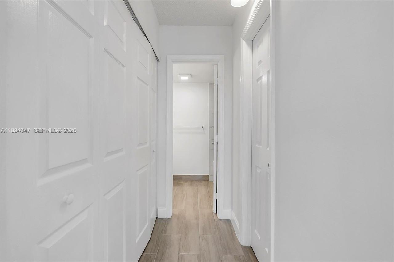 4045 W Mcnab Rd #4045 - Photo 5 of 8