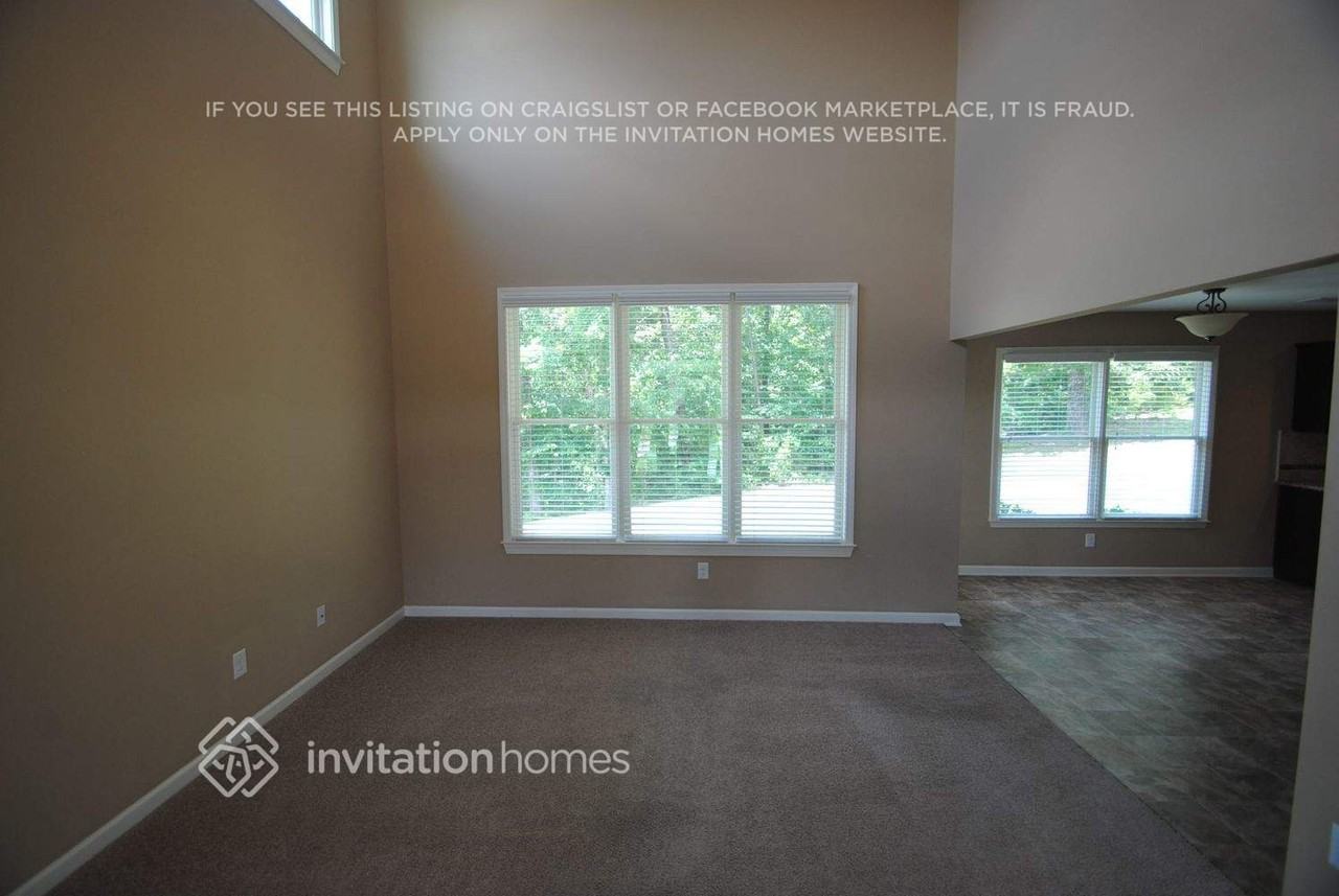 116 Covington Dr - Photo 3 of 10