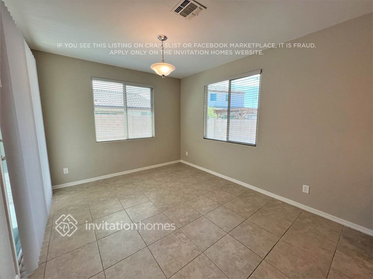 9827 E Suburban Dr - Photo 6 of 17