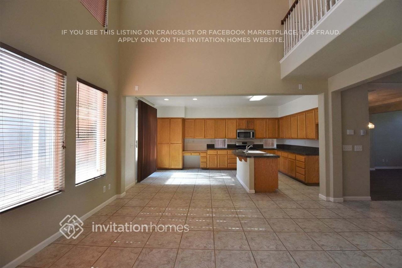 9554 E Park Dr - Photo 4 of 17