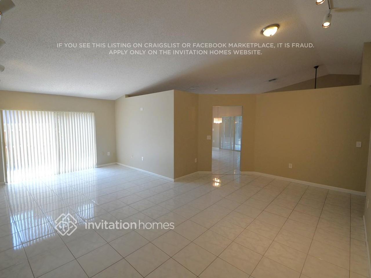 5311 Nw 49th Ave - Photo 4 of 10
