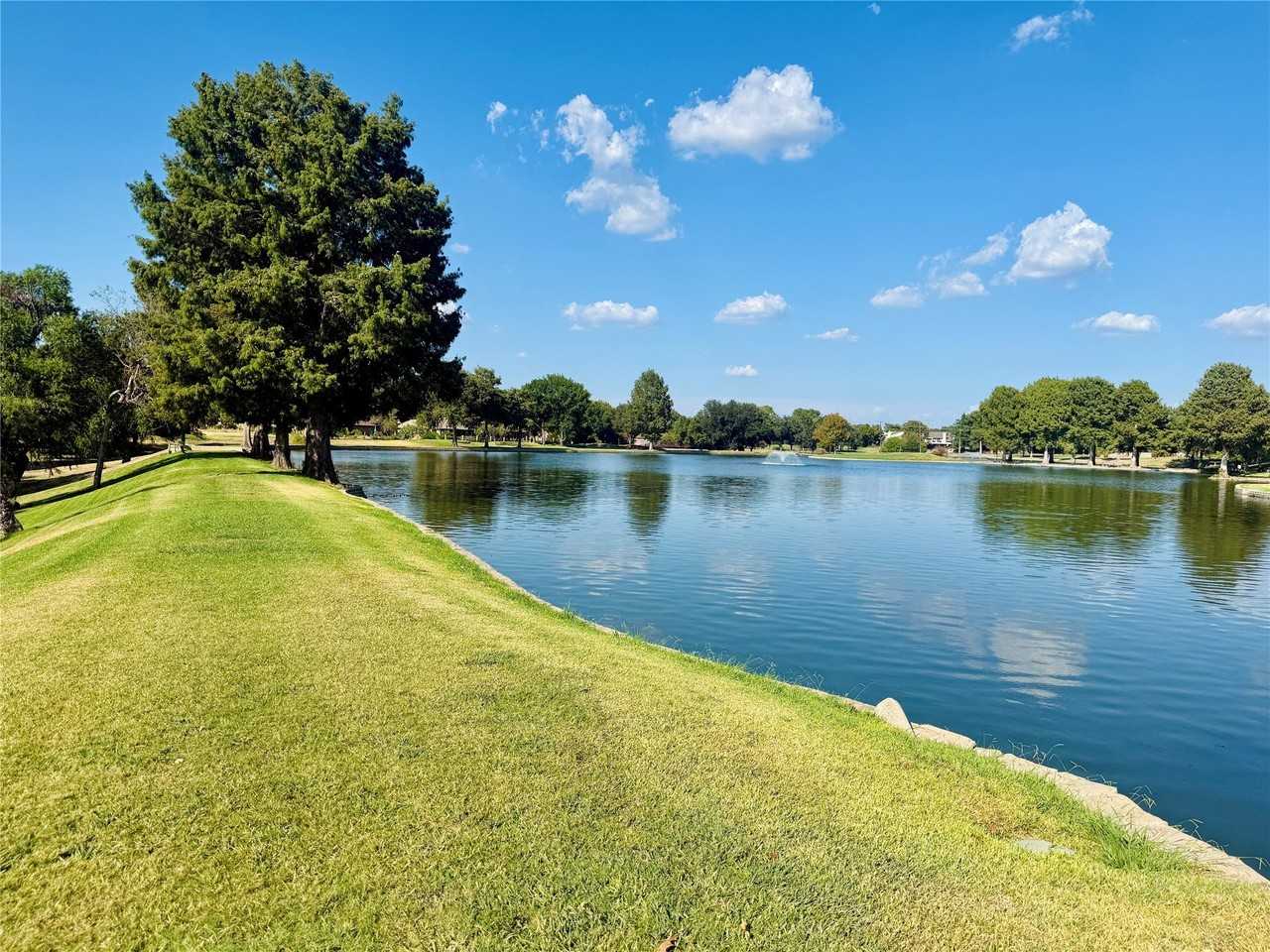 2601 Country Pl