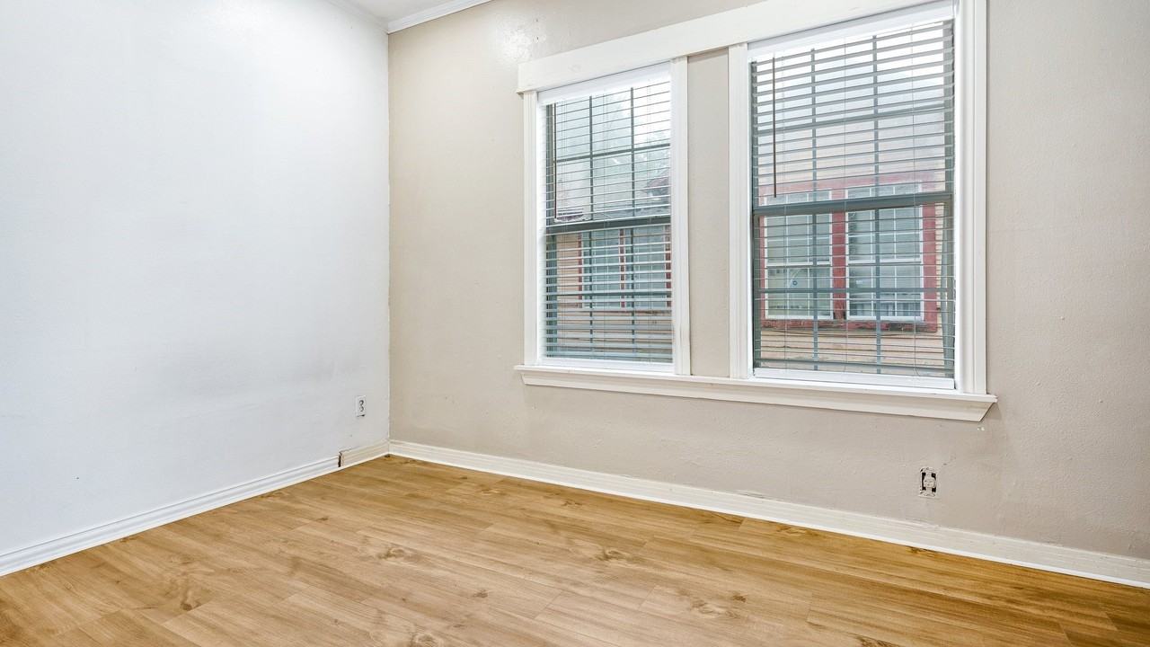714 S Winnetka Ave - Photo 7 of 14