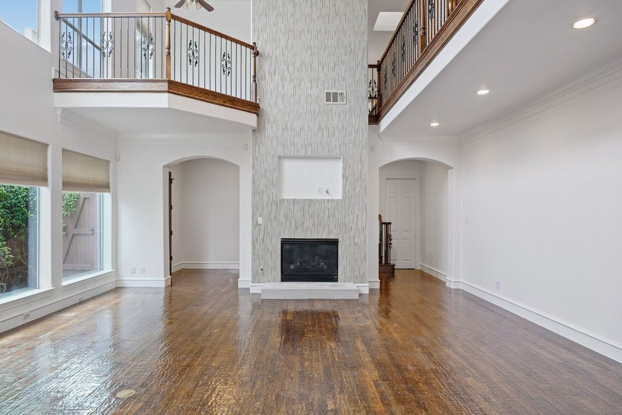 5609 La Foy Blvd - Photo 3 of 17