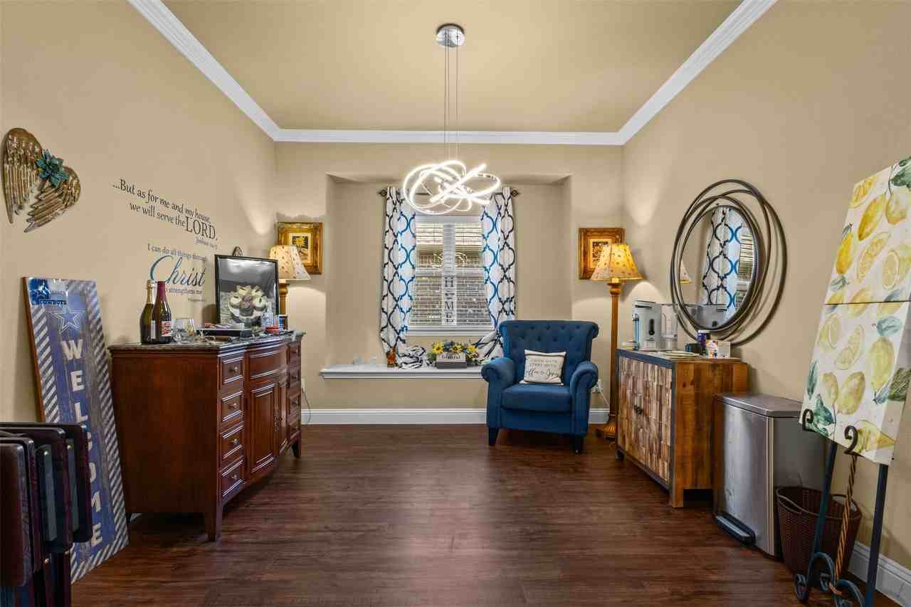 205 Melody Way - Photo 6 of 29