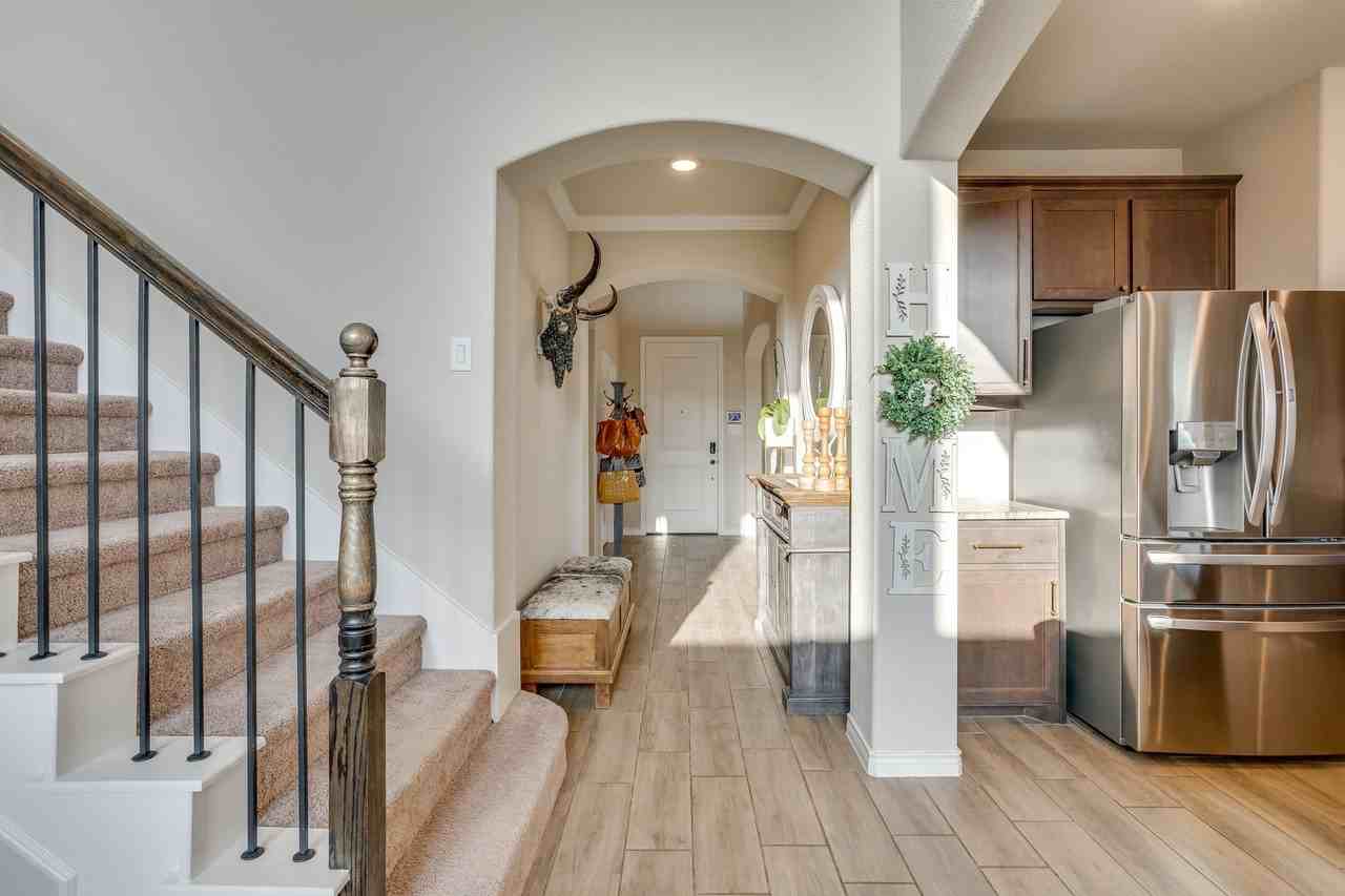 117 Mockingbird Hill Dr - Photo 3 of 40