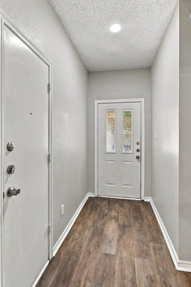 6313 Glen Knoll Dr - Photo 5 of 32