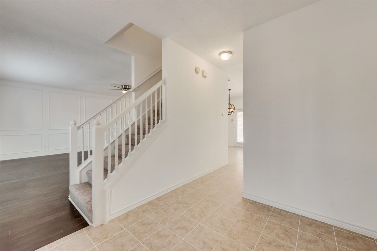 4801 Monte Vista Ln - Photo 3 of 28