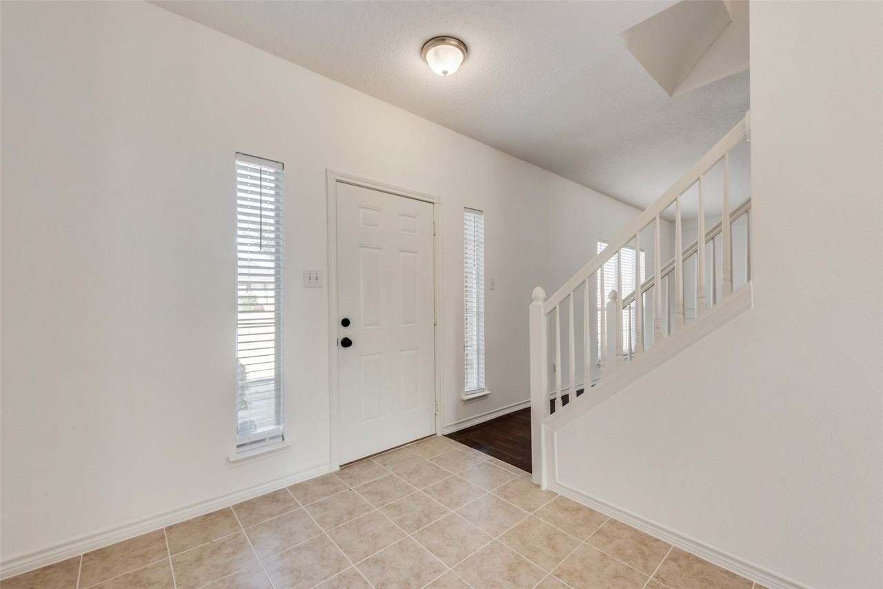 4801 Monte Vista Ln - Photo 4 of 28