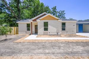 featured image of 4418 Myrtle St