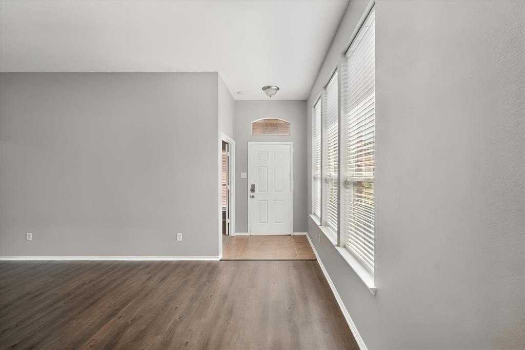 508 Ammonite Ct - Photo 5 of 29