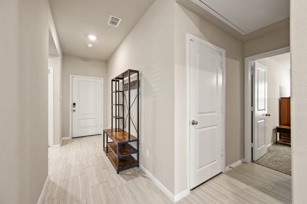 336 Wildrose Cir - Photo 7 of 30