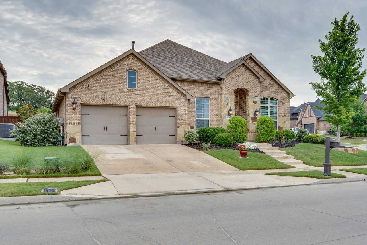 6200 Savannah Oak Trl - Photo 2 of 33