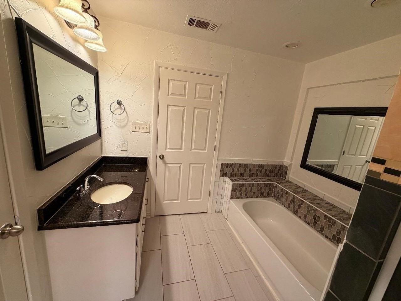2206 Old Mill Rd - Photo 5 of 16