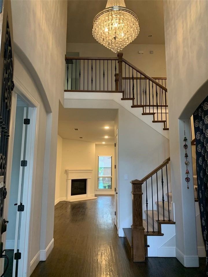 2617 Virginia Pkwy - Photo 4 of 10