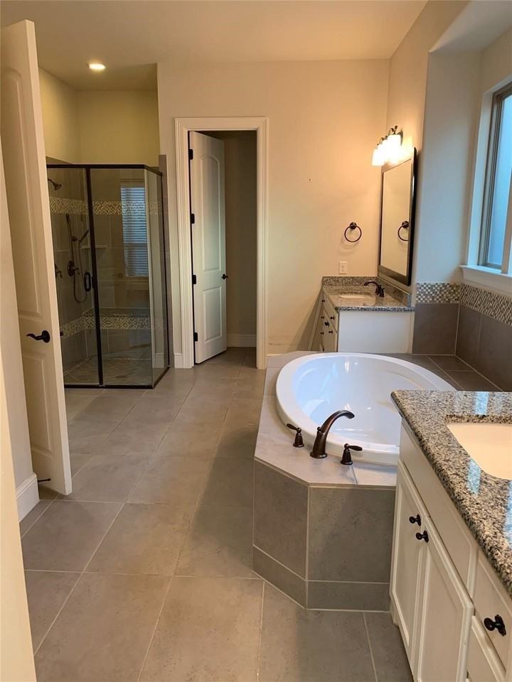 2617 Virginia Pkwy - Photo 5 of 10