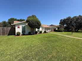 3109 Manchester Dr - Photo 1 of 1