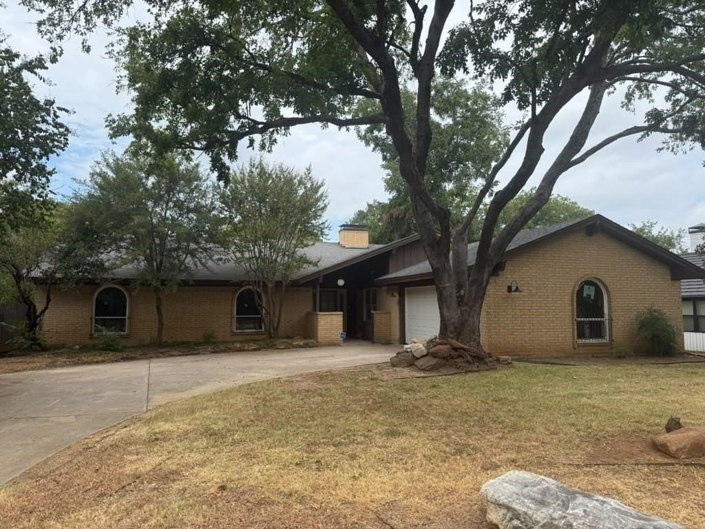 7317 Yolanda Dr - Photo 2 of 8