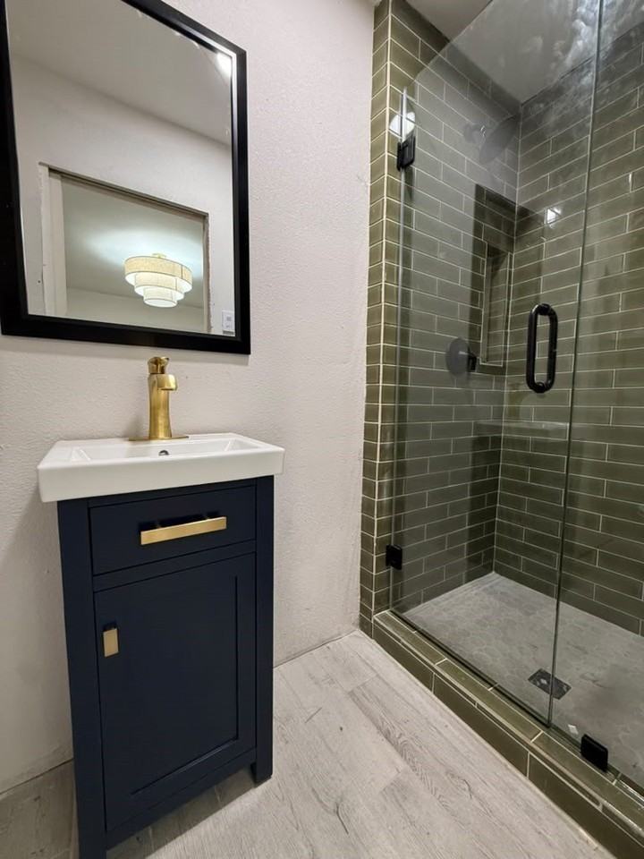 7317 Yolanda Dr - Photo 3 of 8