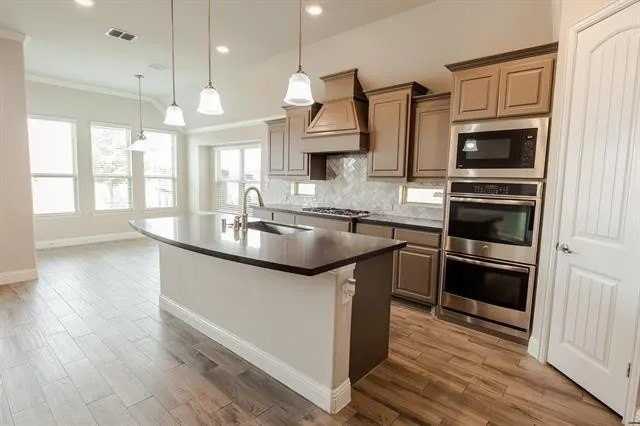 1409 Coleto Creek Trl - Photo 3 of 14