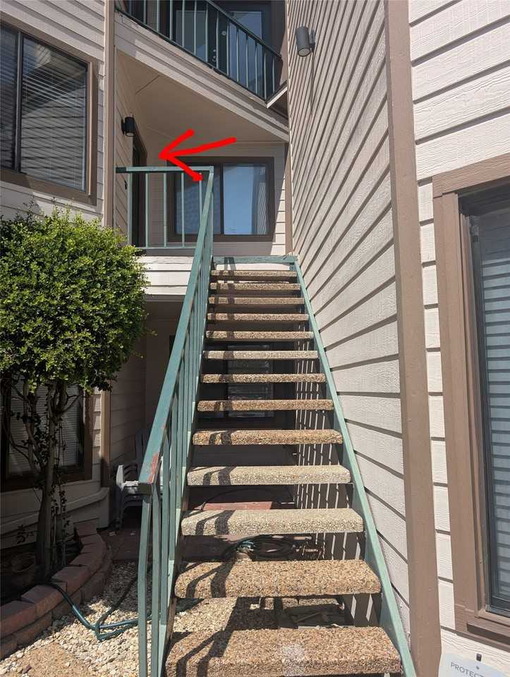 2310 Balsam Dr #B206 - Photo 4 of 24