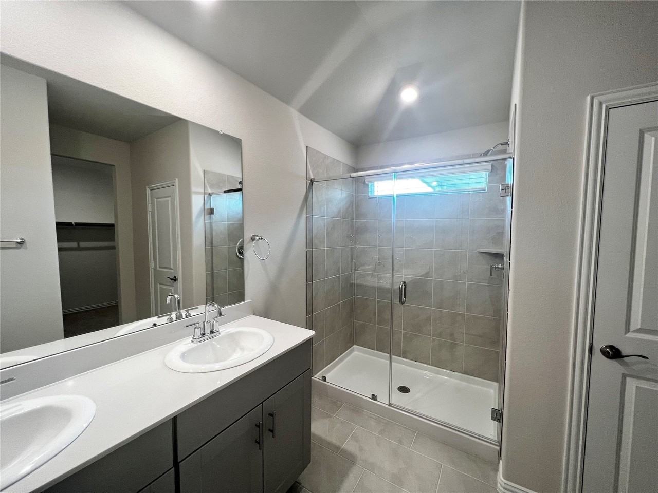 2343 Aspen Hill Dr - Photo 7 of 15